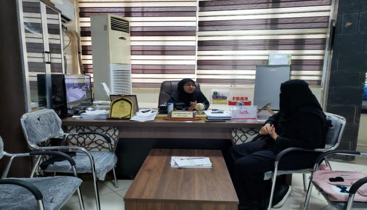 رئيسة اللجنة الوطنية للمرأة بساحل حضرموت تزور إذاعة المكلا لمناقشة التعاون في تنفيذ برنامج عن المرأة 
