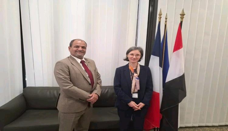 اللواء شلال شايع يبحث مع السفيرة الفرنسية تعزيز التعاون المشترك في مجال مكافحة الإرهاب