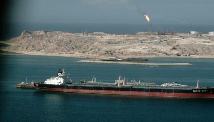 بلومبرغ: توقف حركة الملاحة في مضيق هرمز بعد تصريحات ترامب