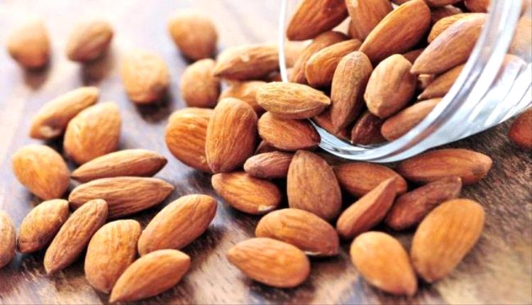 فائدة جديدة.. ماذا يحدث لصحتك عند تناول 40 غراماً من اللوز يومياً؟