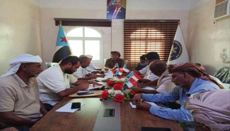 انتقالي سقطرى يناقش التحضيرات للاجتماع الموسع للقيادات المحلية

