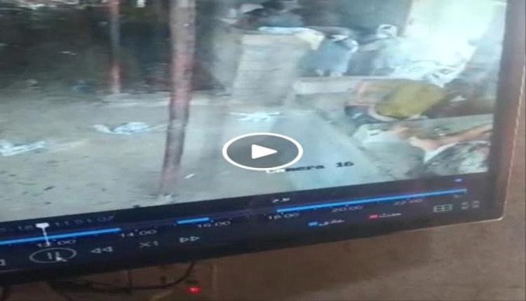 الأمن في المحفد يضبط متهمًا بسرقة سيارة بعد عملية رصد وتعقب بين محافظتي أبين وشبوة
