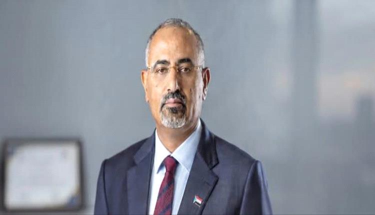 عاجل: رئيس المجلس الانتقالي الجنوبي عيدروس الزبيدي يعزي باستشهاد العقيد معاذ علي صالح ورفاقه في مواجهة الحوثيين بباب المندب.