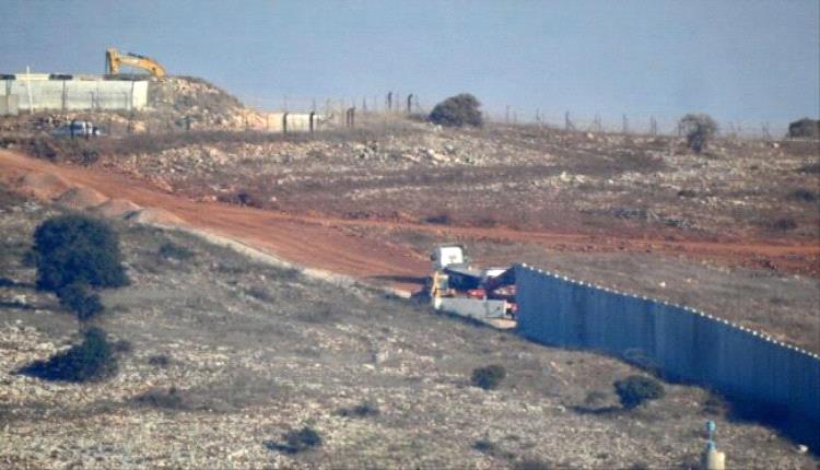 إسرائيل تبني جداراً أمنياً ضخماً من نهر اليرموك إلى إيلات..
