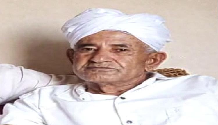 المناضل محسن الجبلي في العناية المركزة بعدن.. تاريخ نضالي يستحق ا..