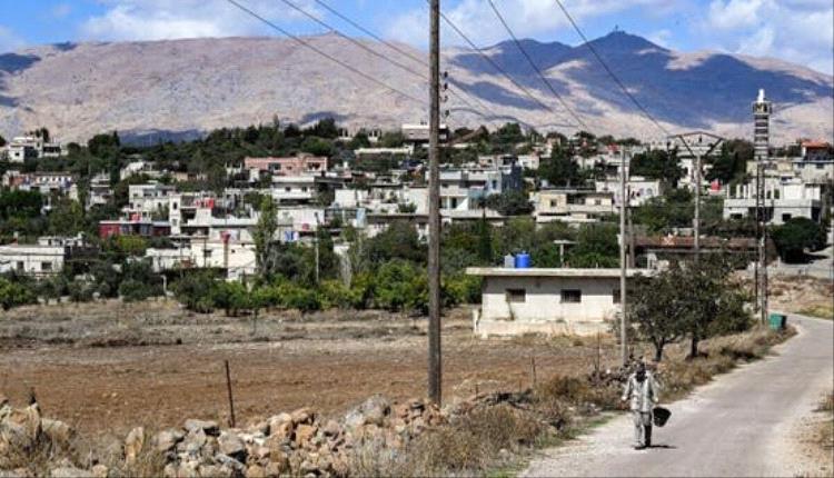 قصف إسرائيلي قرب صيدا الجولان بعد توغل واعتقال سوري