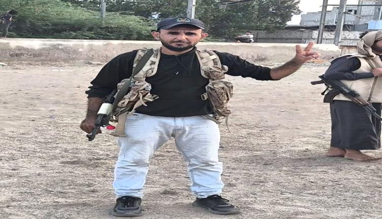 أمن لحج.. ولما نوى بايصلي ضيع القبلة
