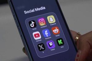 تسوية بين "ميتا" ومراهقة اتهمت تطبيقاتها بالتسبب باكتئابها