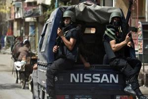 سيدة تهرب شباب مصر للخارج".. الداخلية تكشف تفاصيل شبكتين لغسيل 115 مليون جنيه