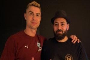 الحلاق السوري يروي تفاصيل لقائه رونالدو.. ومزحة فاجأته