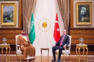 الرئيس التركي يجري اتصالاً بولي العهد السعودي ويدين اعتداءات الرياض