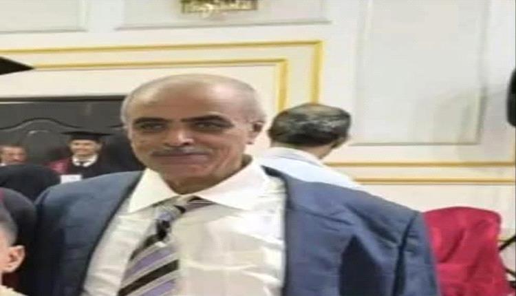  عادل  الحماطي يعزي الاخوين مدين علي ناجي وعبد الرقيب علي ناجي