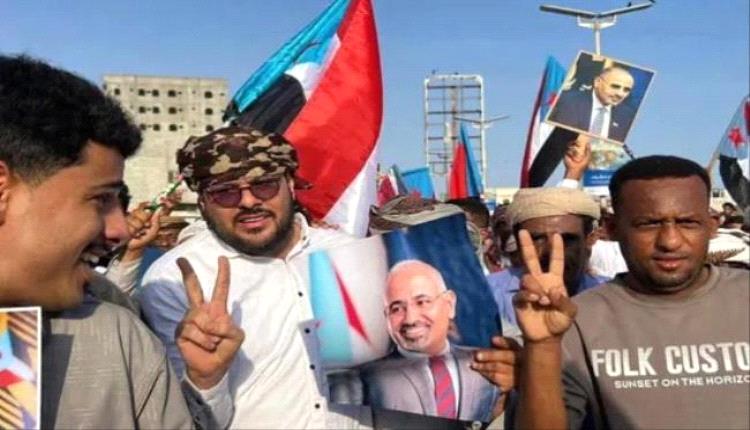 انتقالي حضرموت يستنكر مداهمة سلطات الوصاية للمنازل بالمكلا
..