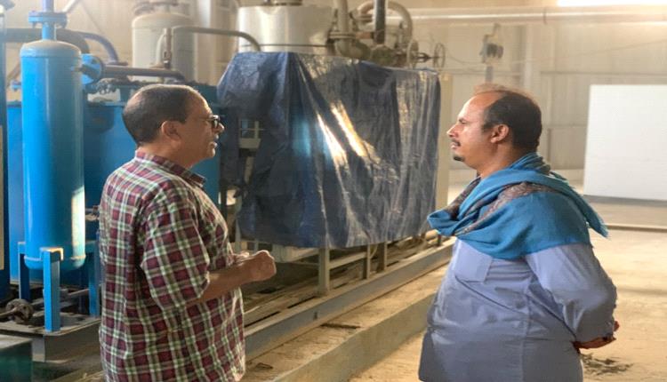 بتوجيهات الشعبي واليزيدي.. مدير صحة المنصورة يتفقد مصنع الأكسجين الطبي في المديرية 