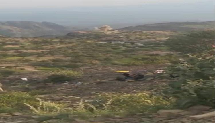 جريمة حوثية جديدة في المسيمير الحواشب.. قناصة المليشيا تستهدف رعاة الأغنام وتودي بحياة شابين
