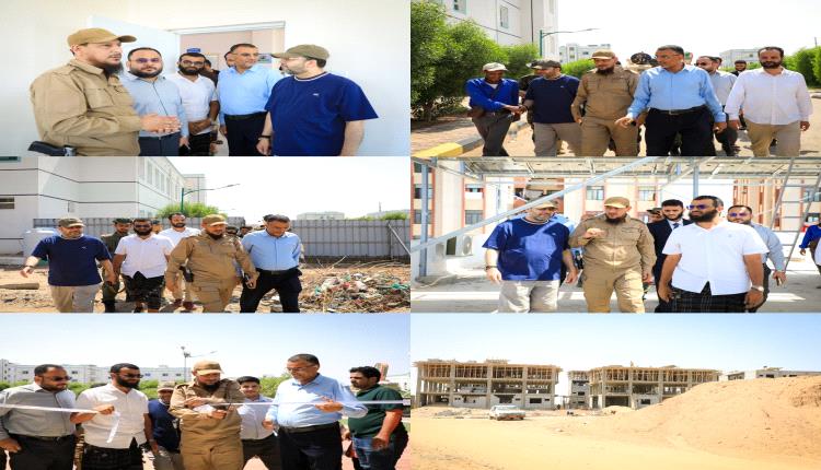 شيخ والكاف يدشنان عمل منظومة الطاقة الشمسية والتكييف بالمركز الطبي في قرية  السلام ويطلعان على سير العمل بالمرحلة الثانية من مشروع المدينة ( صور )