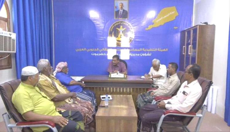 التميمي يتفقد سير العمل في تنفيذية انتقالي تريم ويطلع على مستوى الأداء بالمديرية
