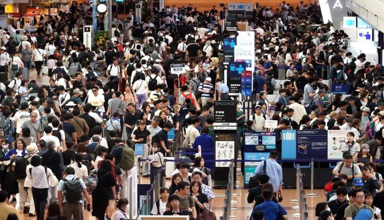 إلغاء أكثر من 520 رحلة جوية في طوكيو بسبب اقتراب إعصار "دوجوان"