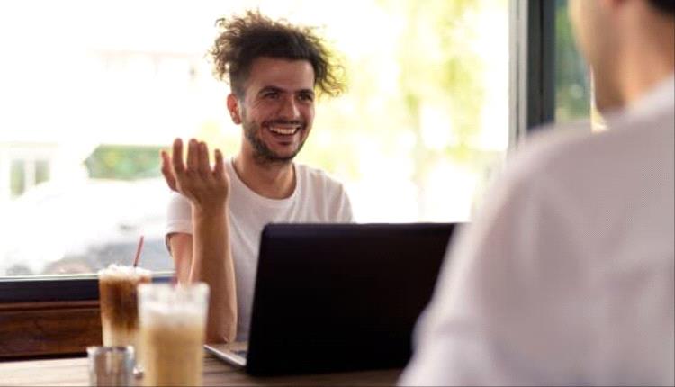 اختبار "كوب القهوة" يحسم مقابلات العمل الأميركية