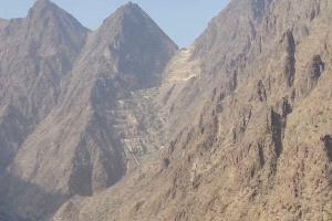 #خطير_للغاية.. 
سحب اللواء الثالث درع الوطن من جبهتي المحلحل وثرة.. فما البديل لسد الفراغ ؟  