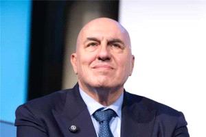 إيطاليا تستعد لإرسال مهمة بحرية إلى البحر الأحمر
